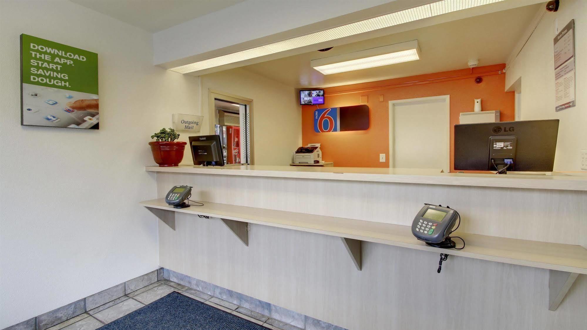 Motel 6 Elizabethtown Eksteriør billede