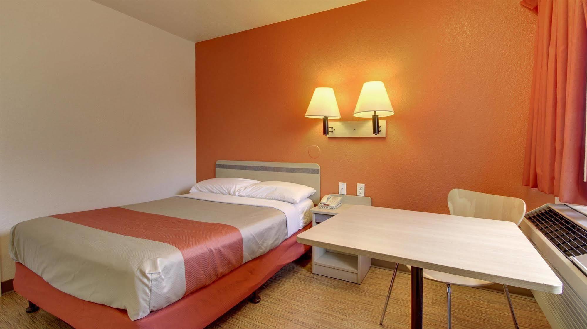 Motel 6 Elizabethtown Eksteriør billede